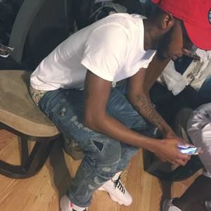 Meet your Posher, Aaron